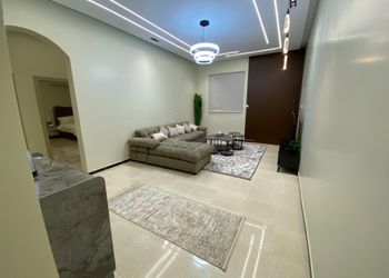 شقة بغرفتين و صاله