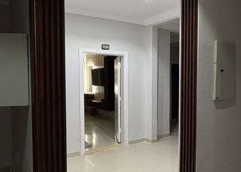 استديو بسرير ماستر وجلسة جانبية 