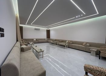 استراحة واسعة بمجلس 