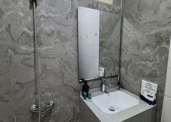 استديو بسرير ماستر وجلسة جانبية 