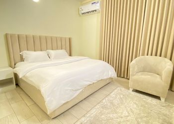 استديو ماستر هادئ بدخول ذاتي