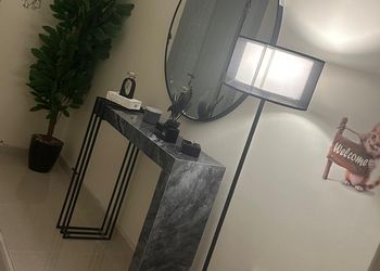 شقة بصالة جلوس ودخول ذاتي 