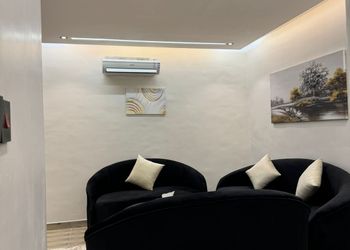 شقة بصالة وغرف نوم
