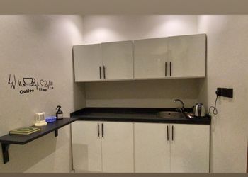 استديو بسرير ماستر وجلسة 