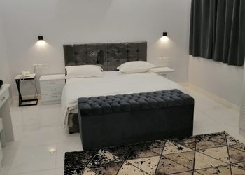 استوديو بسرير ماستر