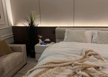 استديو هادئ بسرير ماستر 
