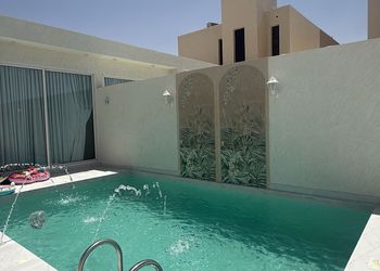شاليه بمسبح والعاب أطفال