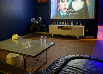 شقة غرفتين نوم سينما وبلياردو