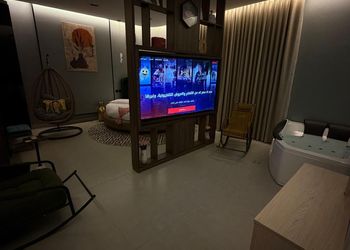 استديو بسرير مريح وجاكوزي 