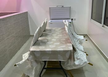 شالية بمجلس وفناء خارجي 