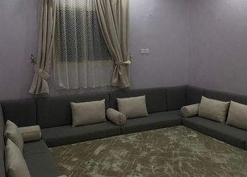 شقة بغرفتين نوم وصالة 