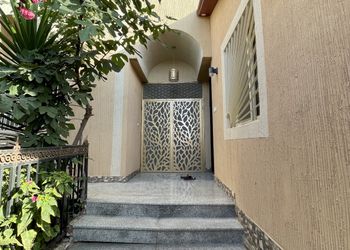 فيلا بصاله واطلاله عالحديقه