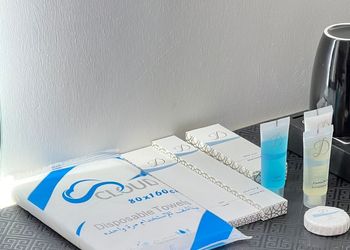 استديو هادئ بدخول ذاتي