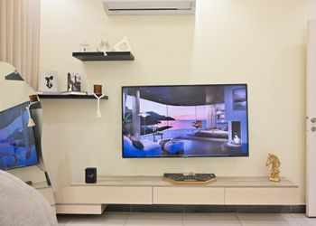 استديو بسرير ماستر وجلسة جانبية 