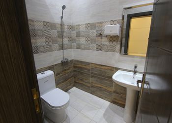 شاليه بمسطح اخضر