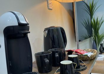استديو هادئ بسرير ماستر 