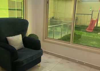 شاليه بمسبح وألعاب اطفال 