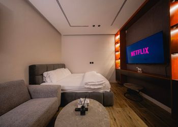 استديو بسرير ماستر ودخول ذاتي