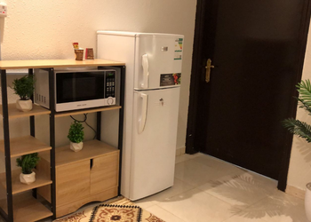 استديو هادئ بدخول ذاتي 