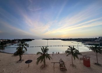 شقة ب3 غرف نوم مطلة على البحر