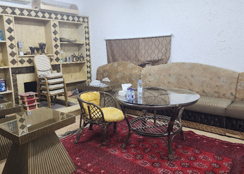 مزرعة بخيمه وجلسات خارجية