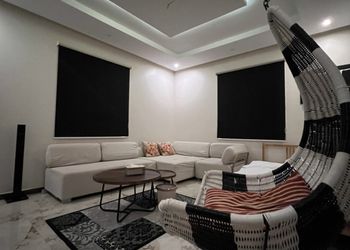شقة بصالة مريحة بدخول ذاتي 