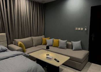 استديو بسرير ماستر