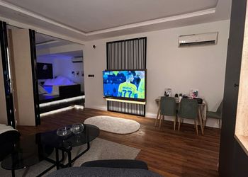 شقة بطابع مختلف وتصميم هادئ