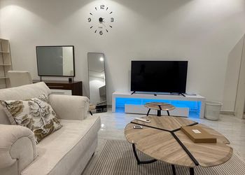 استديو بسرير ماستر