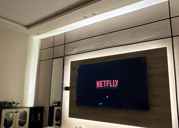استديو بسرير ماستر وجلسة جانبية