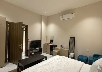 استديو بسرير ماستر ودخول ذاتي