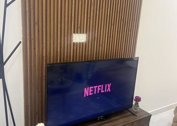 استديو بأثاث مريح وبسيط 