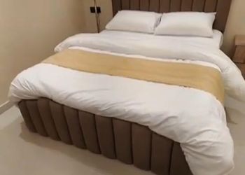شقة بغرفة نوم وصالة 