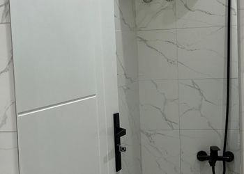 استديو هادئ بسرير ماستر 