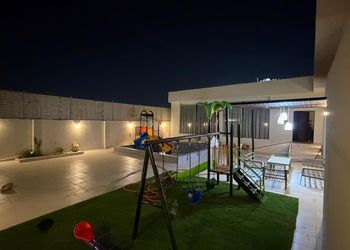 شاليه بألعاب مائية  ومسبح 