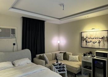 استديو هادئ بسرير ماستر 