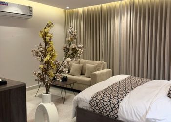 استديو بسرير ماستر وأثاث مريح 