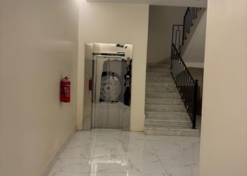 استديو بسرير ماستر ودخول ذاتي