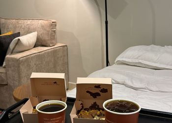 استديو هادئ بسرير ماستر 