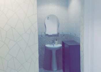 استديو بسرير ماستر وجلسة جانبية