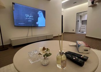شقة بغرفة نوم وصالة جلوس