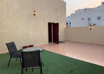 شقة بغرفه نوم وصالة 
