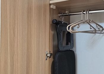 شقة بغرفة معيشة وغرفتين نوم 