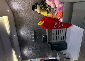 استديو هادئ بدخول ذاتي 