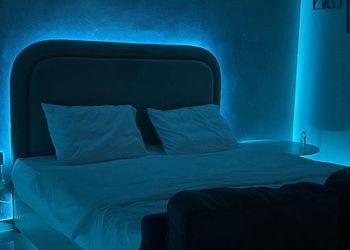 استديو هادئ بسرير ماستر 