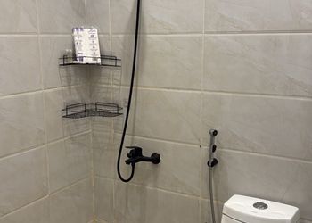 استديو بسرير ماستر وجلسة جانبية 