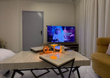 استديو هادئ بسرير ماستر 