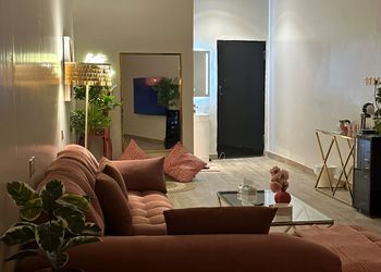 استديو واسع بتصميم مودرن  