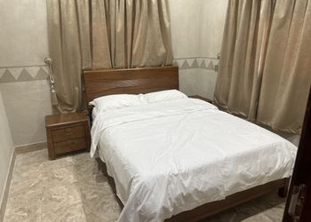 شقة بصاله وإطلاله عالحديقه 