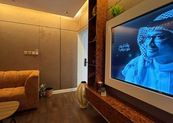 استديو بسرير ماستر وجلسة جانبية